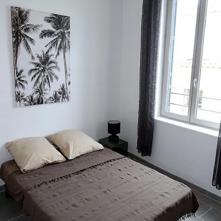 Apartament Maison Carree/coeur Historique De - Superbe Appt 55m² Nîmes