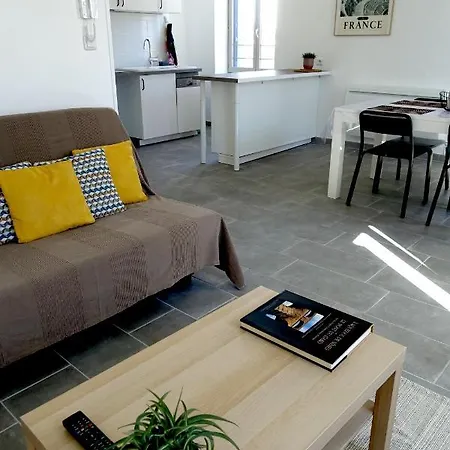 Maison Carree/coeur Historique De - Superbe Appt 55m² * Nîmes