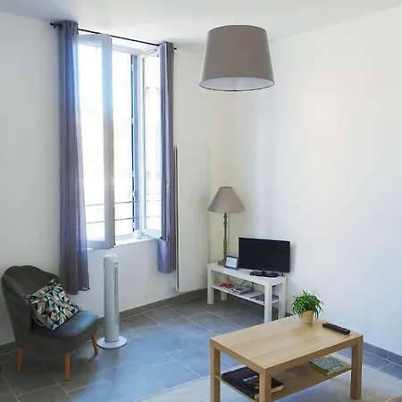 Apartament Maison Carree/coeur Historique De - Superbe Appt 55m²